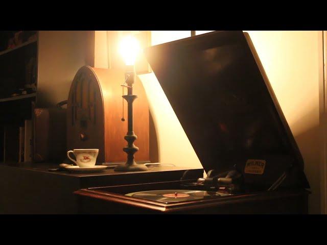 1 Hour of Waltzes Played on a 1914 Record Player with Ambient Rain