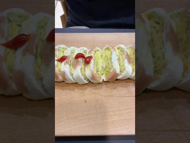 Pretty Korean Rolled Omelette (Gyeran-mari)