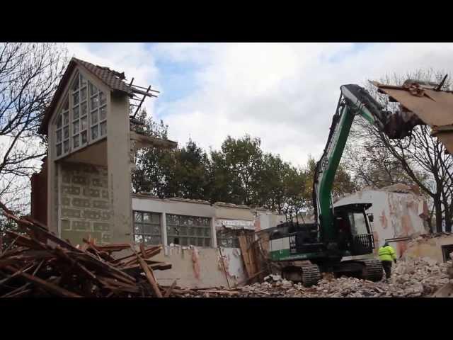 Bagger im Einsatz - Abbruch einer Kirche mit dem CAT396 - Teil II