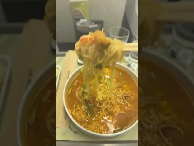 #신라면 에어. 대한항공 프레스티지 클래스 기내 식사. 괌 to 인천. #koreanair #기내식 #ramen #steak #shinramyun air