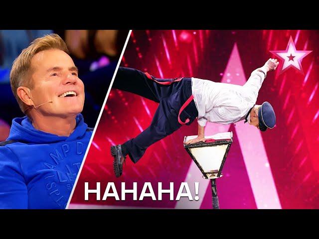 Lui bringt das Studio zum Lachen  | Das Supertalent 2024