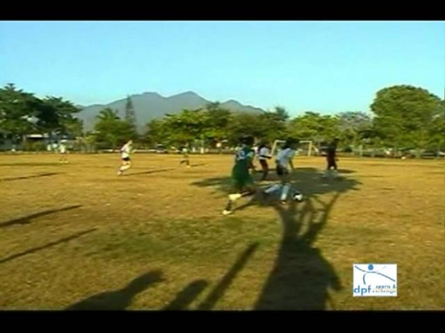 Thais Tavares - Center Midfielder - D.Q.P.F. www.golmaisgol.com.br