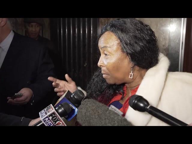 Holtzclaw trial: Reaction from community (2015-12-10)