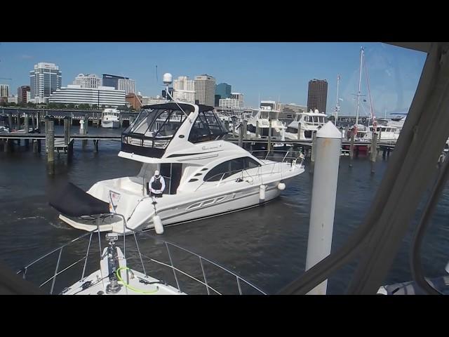 Sea Ray docking in high winds