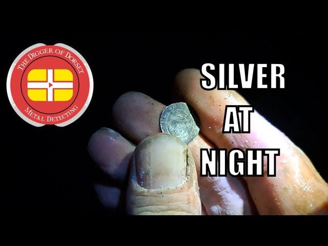 A Hammered Coin.. At Night! - Metal Detecting In Dorset, UK