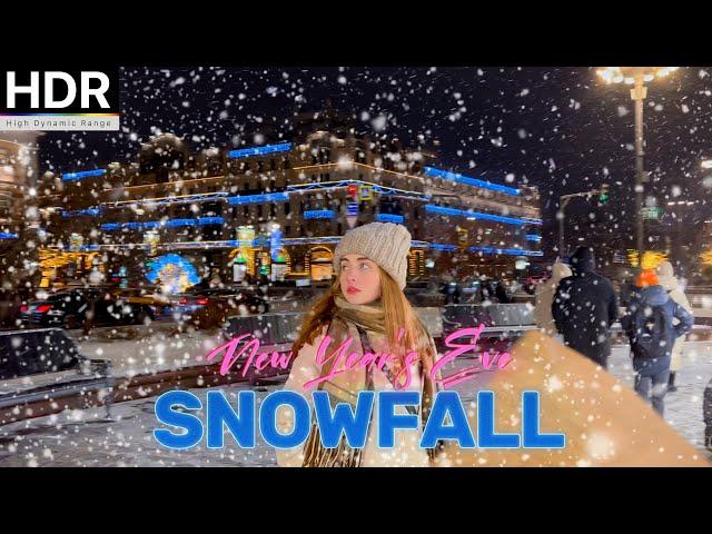  RUSSIAN SNOWFALL ️ Moscow nightlife in winter on Christmas and New Year's Eve ⁴ᴷ With Captions