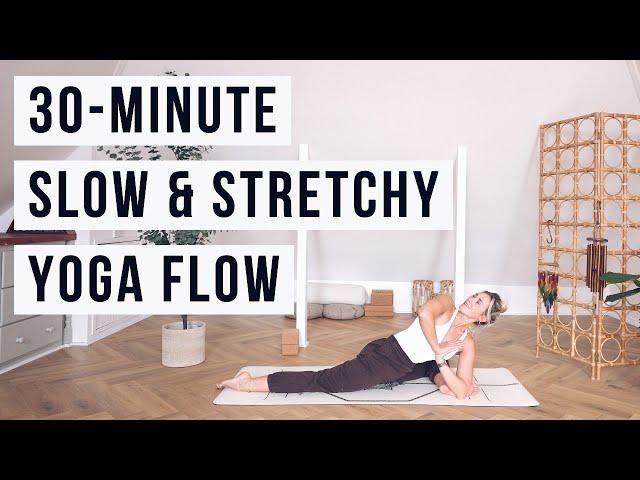 SLOW & STRETCHY YOGA | 30-minute yoga flow | CAT MEFFAN