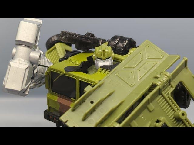 Chuck's Reviews Transformers Legacy Wreck 'N Rule Collection Bulkhead