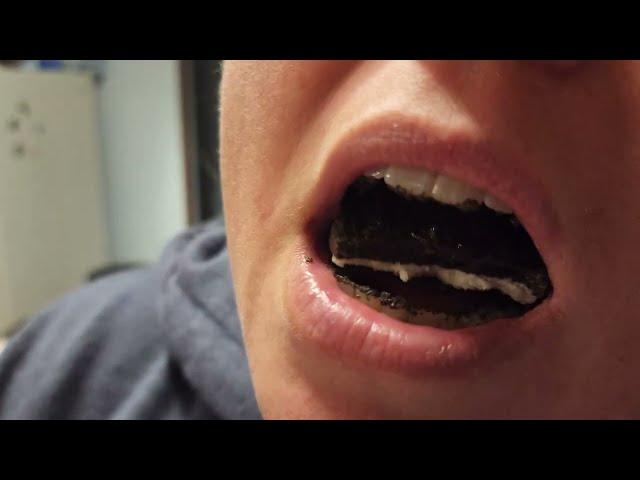 Mean Giantess - Eating you with my Oreos Vore