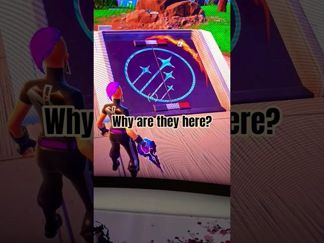 What the random??! #fortnite #memes #shorts #clips #roblox #rhymeswithgrug