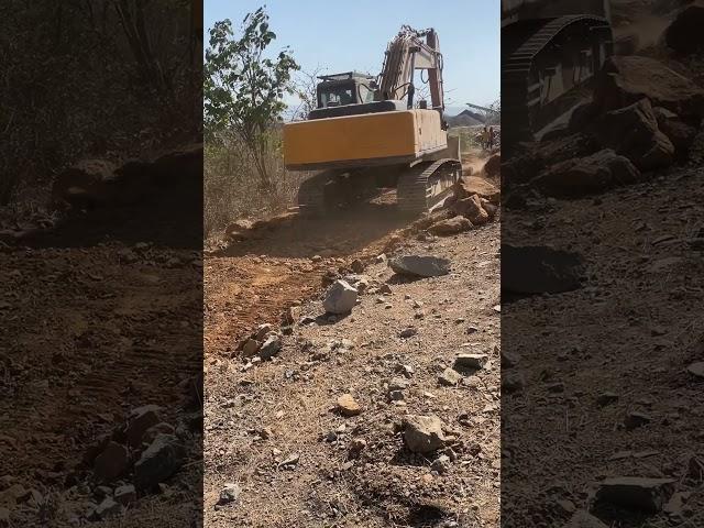 #construction #blasting #drilling #excavator #excavator #crushing #crusher #stone #roads