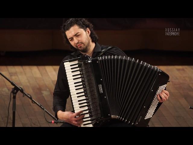 BACH Prelude h-moll - NIKITA VLASOV, accordion / БАХ - Прелюдия  си-минор - Никита Власов, аккордеон