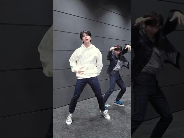 Chasing back for more #shorts #TXT #SOOBIN #TAEHYUN #TheNameChapter #FREEFALL #ChasingThatFeeling