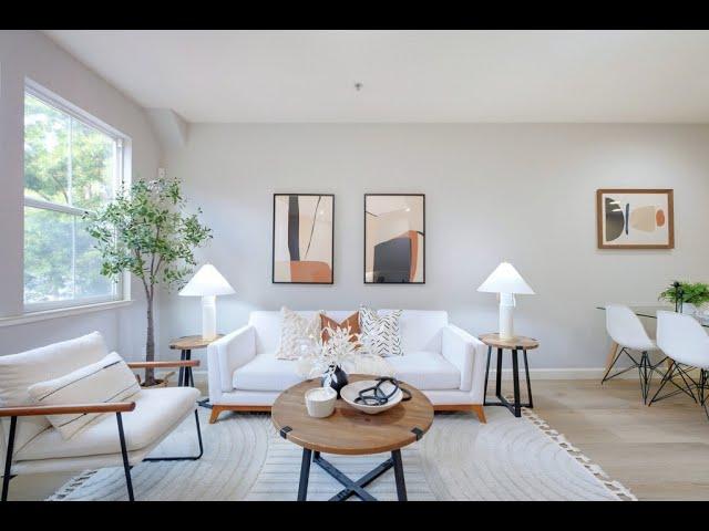 Gorgeous Townhome with Top Rated School and Patio