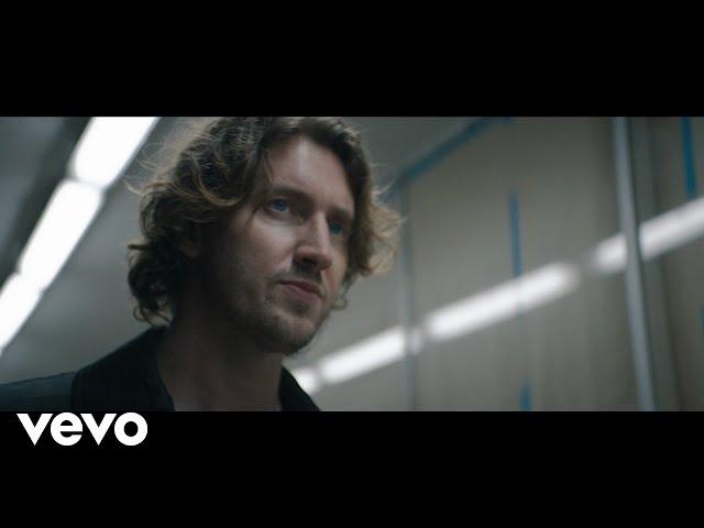 Dean Lewis - Looks Like Me (Official Video)