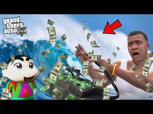 GTA 5 : FRANKLIN FOUND A BAG FULL OF CASH NEAR HIS HOUSE