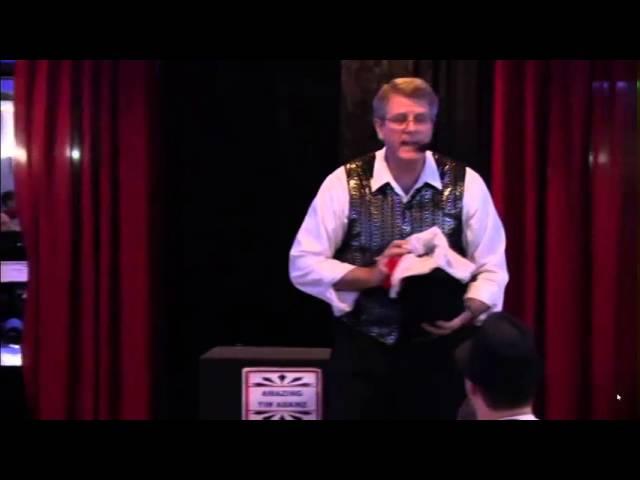 Chicago Magician Rabbit out of hat