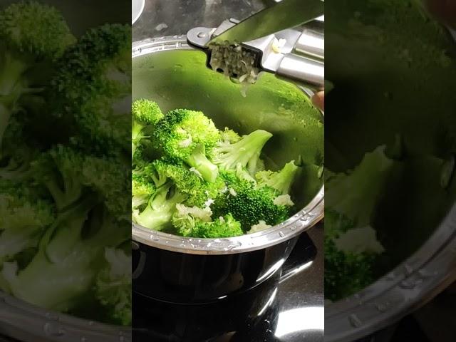 How to Cook Broccoli in 3 Minutes | Delicious and Fast