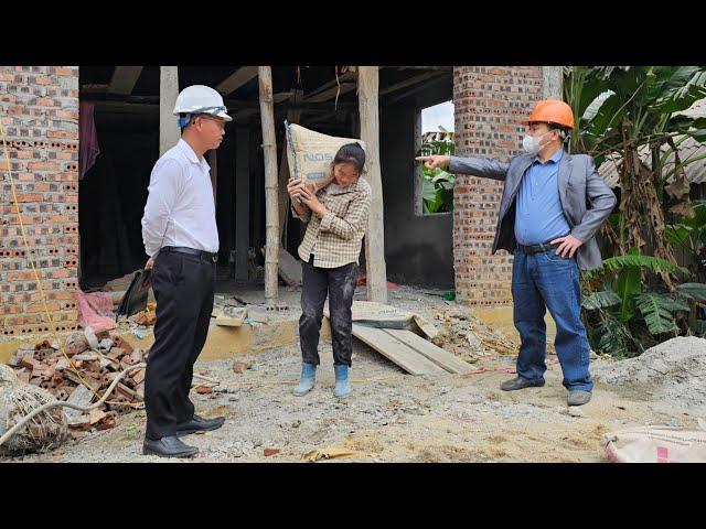 A Single Mother’s Hard Work at Construction Site – Engineer Steps In to Help!