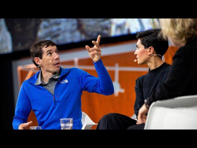 Alex Honnold discusses fear with psychology researcher Armita Golkar - Nobel Week Dialogue 2019