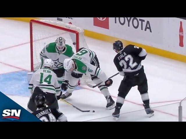 Kings' Kevin Fiala Buries Short-Side Top Corner Between Defenders Legs