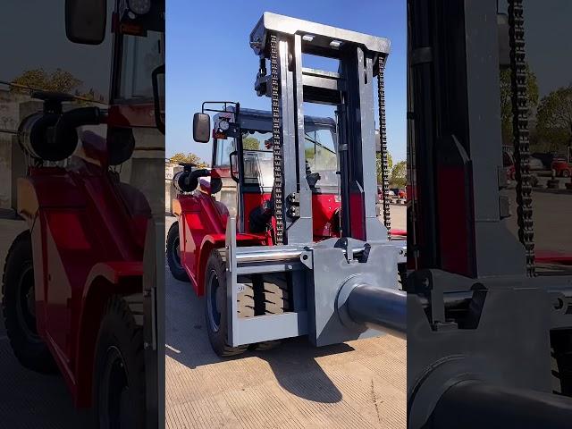 12 tons diesel forklift + Carpet Boom