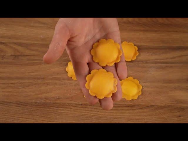 Pasta Masterclass - How to make Anolini by Mateo Zielonka