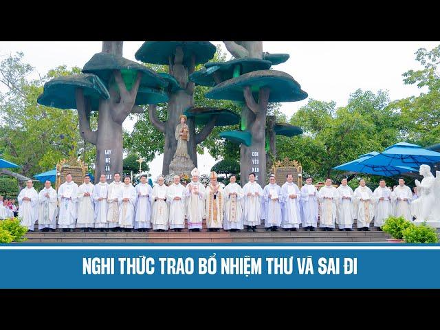 Nghi thức trao Bổ nhiệm thư và Sai đi