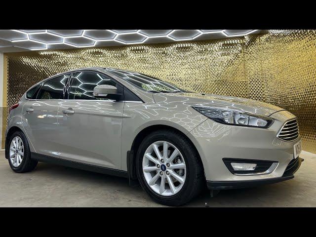 Ford Focus 1.6 Titanium Hatchback 5dr Petrol Powershift Euro 6