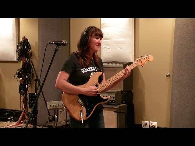 Anna Coogan - Full Session - Daytrotter Session - 9/11/2017