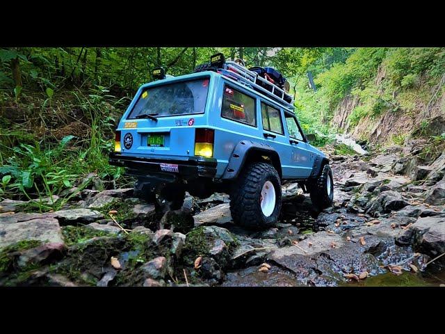RC Rock Crawler Scale Overlanding Park Trail / Trx-4 Sport / INJORA Jeep & Land Rover