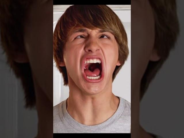 lizardBoi Admits to Never Seeing The FRED MOVIE