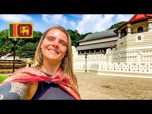 Visiting Kandy's SACRED CITY and TEMPLE OF THE TOOTH! 