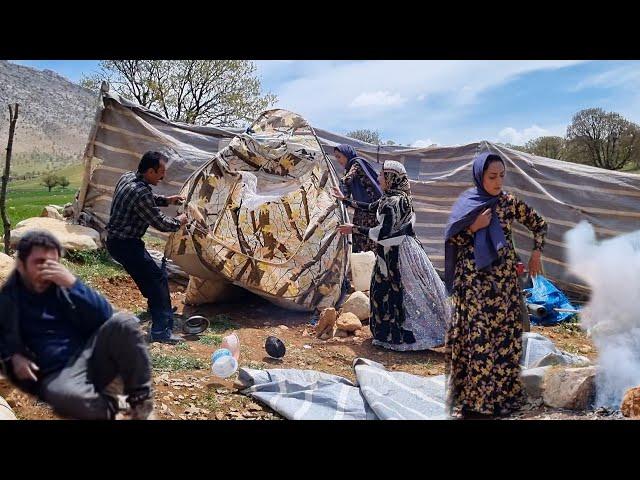 The destruction of Sadegh and Zahra's tent by Elham and his father