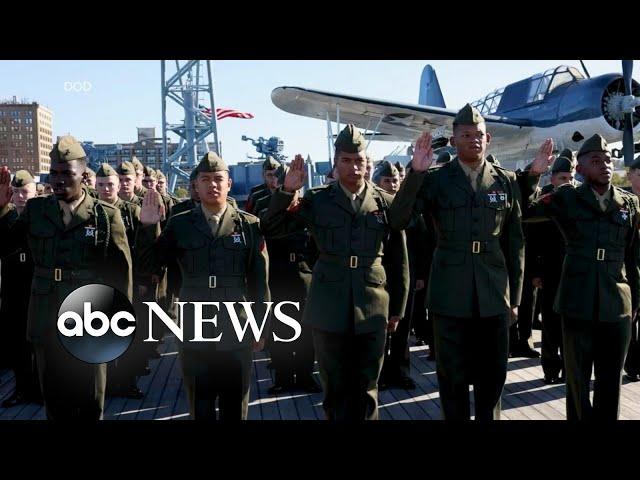 18 active Marines sworn in as US citizens