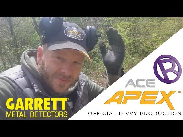 Metal Detecting Woodland, Garrett Ace Apex.