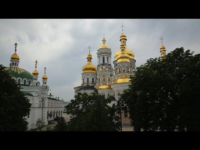 Ukrainian orthodox church gains independence