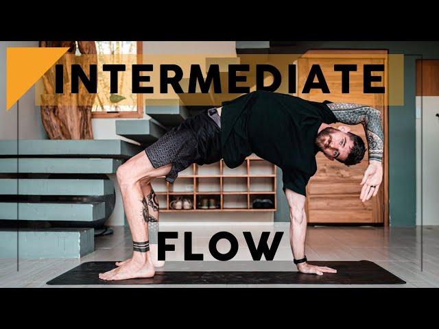 Intermediate Vinyasa Flow Yoga to Start Every Day Well