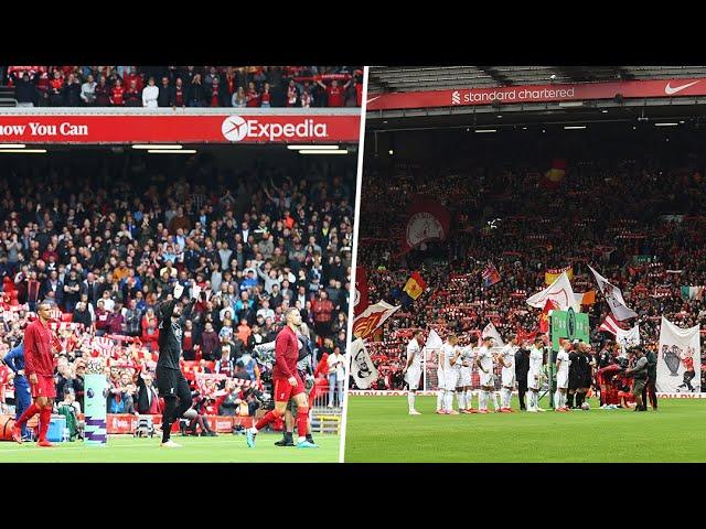 A packed out Anfield singing 'You'll Never Walk Alone' for the first time in 528 days! 