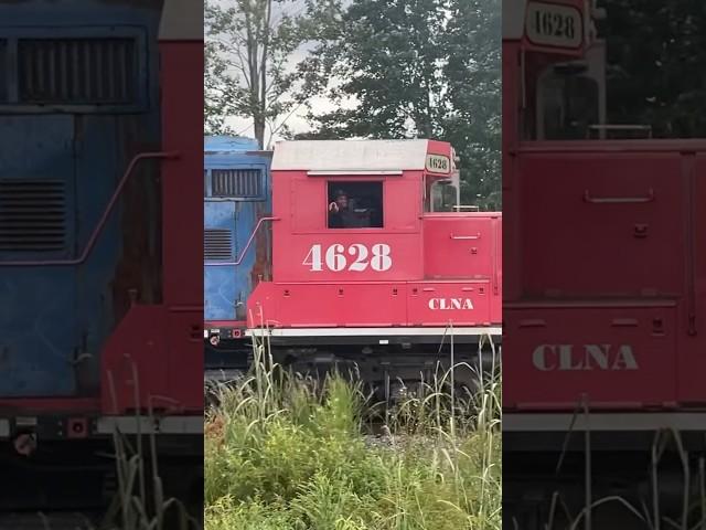 Killer Hornshow From Awesome CLNA Train Engineer!!