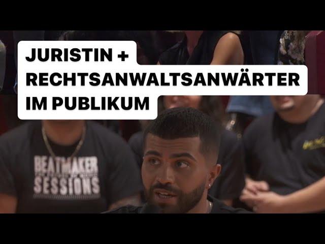 Juristin und Rechtsanwaltsanwärter im Publikum #crowdshow #standupcomedy