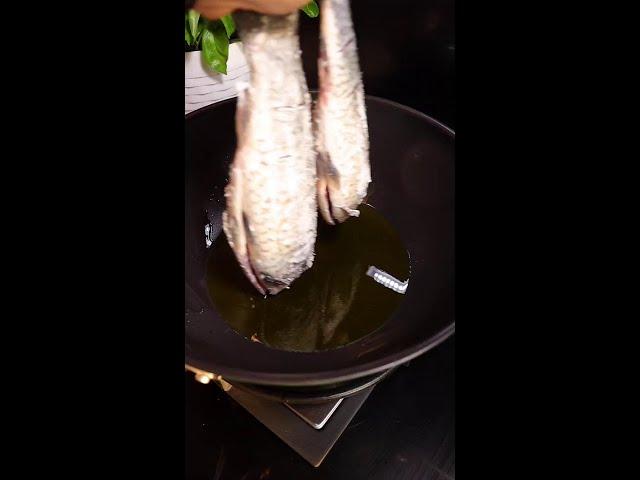 我对待双鱼座，这像这锅汤……#鲫鱼汤