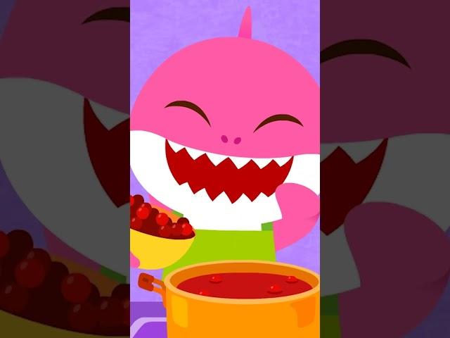 ️The Shark Family is Making a Thanksgiving Dinner! | Baby Shark's Thanksgiving Day