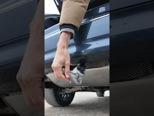 Mechanical operation for the new Volvo XC90 Towing hook ! #shorts