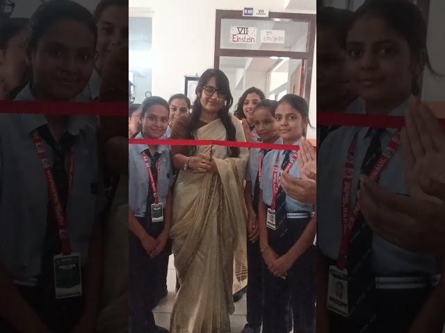 Thanks my lovely students ️#teachersday #students #teacher #teacherstudentbond