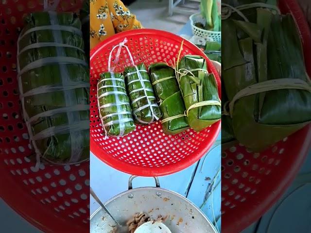 Ngày 26 Tết làm chả da đầu heo, ăn tết bà con ơi!