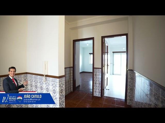 JOÃO CATULO - APT T2 1º ANDAR COM GARAGEM METROBUS LOUSÃ