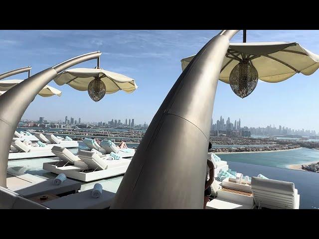 #Dubai #ThePalm Atlantis The Royal | Cloud22 | rooftop infinity pool lounge | the sparkling sky pool