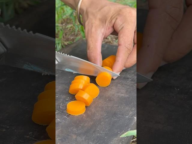 Survival Skills: the guy show easy and useful tips #survival #camping #outdoors