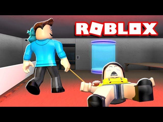 В первый раз играю в Flee the fasilityПРЕДАТЕЛЬ |Roblox